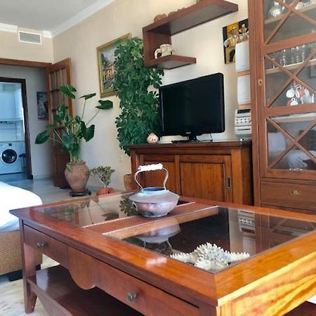 Gatu Premium Villa Isabel Terraza,Parking,1ºlinea Playa,Wifi,Vista Al Mar , Preferente Mayores De 25 Anos Y Familias كاديز المظهر الخارجي الصورة
