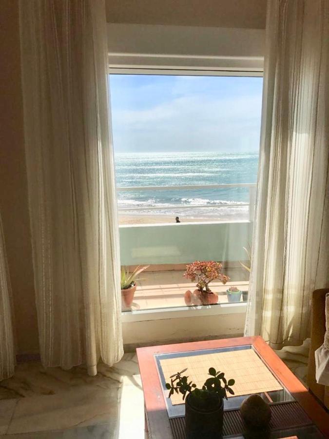 Gatu Premium Villa Isabel Terraza,Parking,1ºlinea Playa,Wifi,Vista Al Mar , Preferente Mayores De 25 Anos Y Familias كاديز المظهر الخارجي الصورة